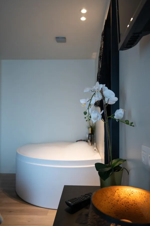 Totaal renovatie Hotel H28