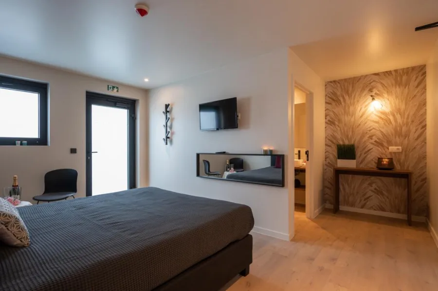 Totaal renovatie Hotel H28