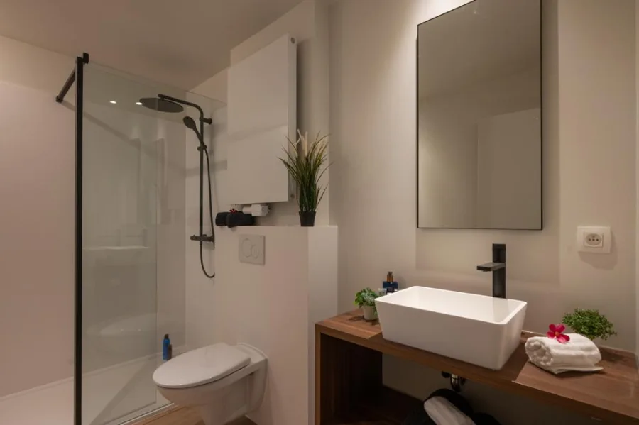 Totaal renovatie Hotel H28